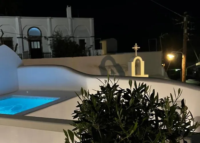 Avenoir Luxury Cave 2 Bedroom