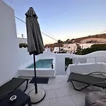Avenoir Luxury Cave 2 Bedroom * Vóthon