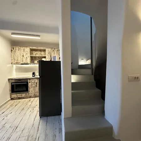 Avenoir Luxury Cave 2 Bedroom