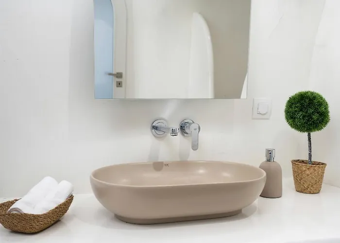 Avenoir Luxury Cave 2 Bedroom Apartment