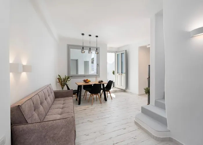 Avenoir Luxury Cave 2 Bedroom Вотон