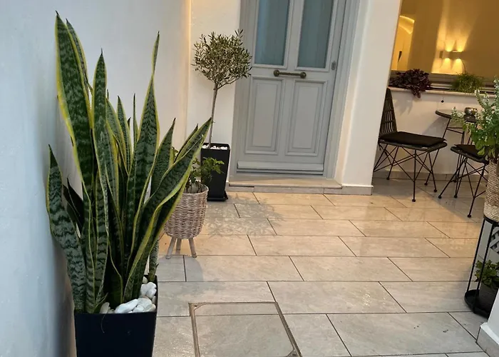 Avenoir Luxury Cave 2 Bedroom *