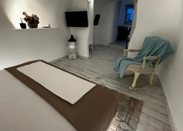 Avenoir Luxury Cave 2 Bedroom Apartment