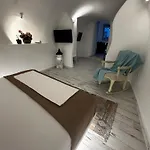 Avenoir Luxury Cave 2 Bedroom アパート