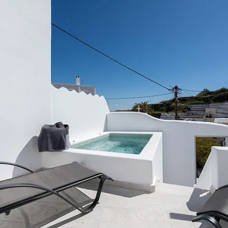 Avenoir Luxury Cave 2 Bedroom